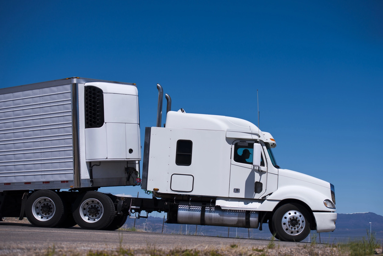 Refrigerated reefer trailer in transit